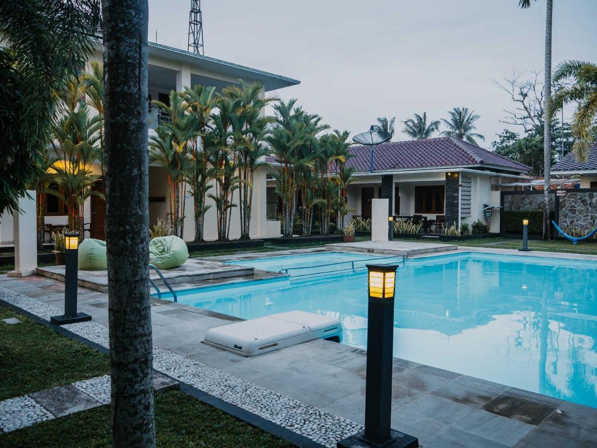 Sunrise Resort Batukaras Dış mekan fotoğraf